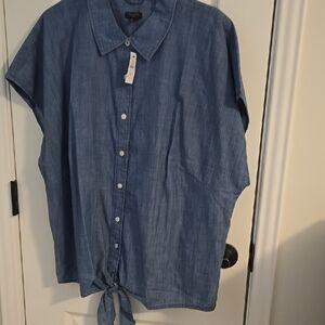 Blue Button-Up Tie-Front Shirt